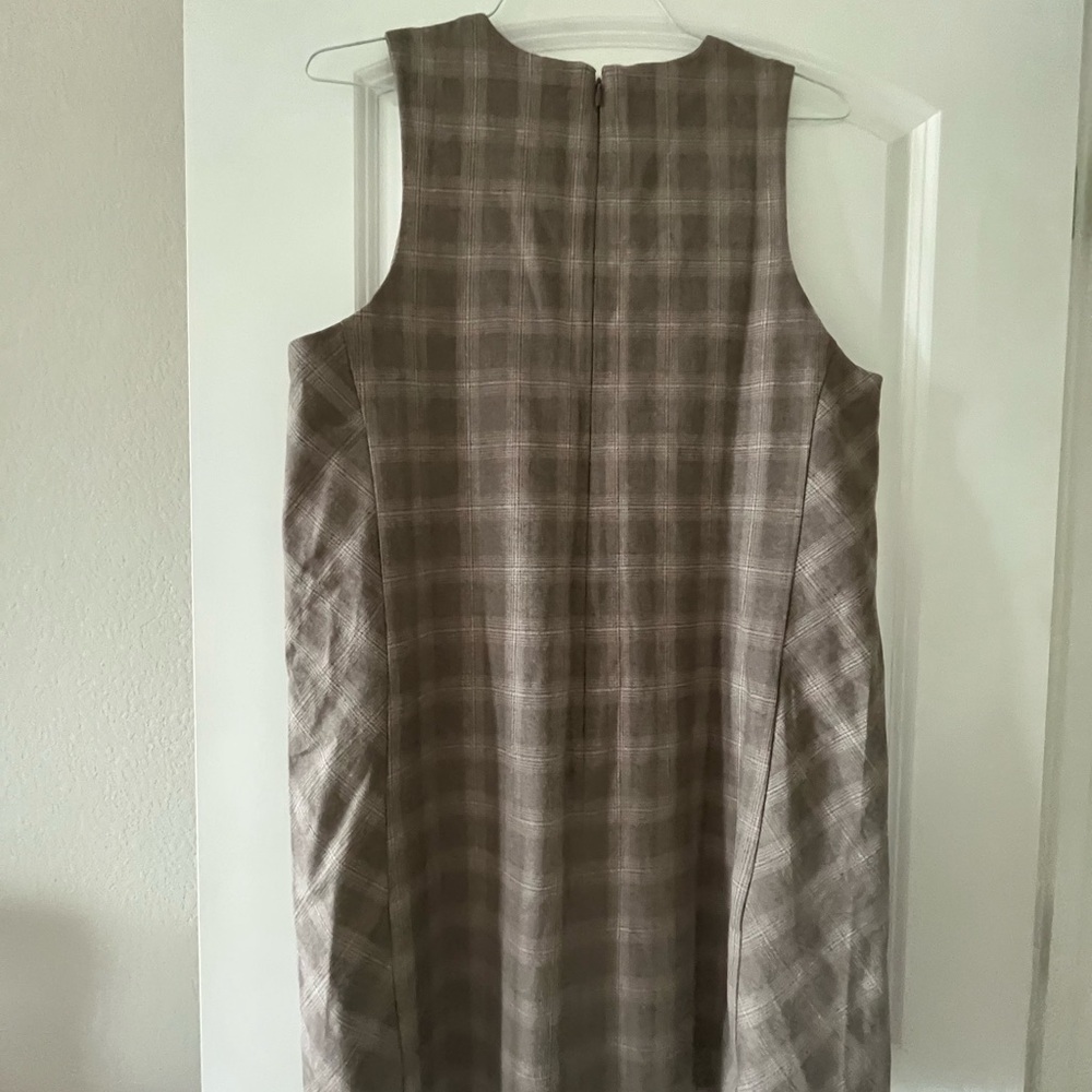 🐯Banana Republic Taupe Plaid Midi Dress🐯 - Picture 4 of 5